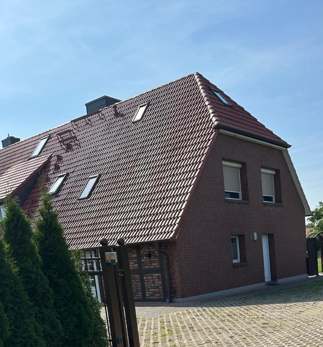 Ferienwohnung *** Landliebe *** Mit Grossem Garten Dummerstorf エクステリア 写真
